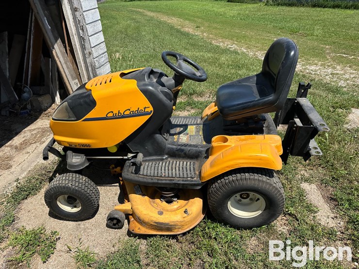 2007-cub-cadet-i1050-image-8