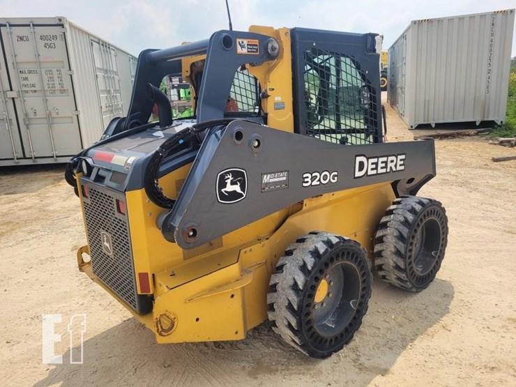 deere-320g-image-6