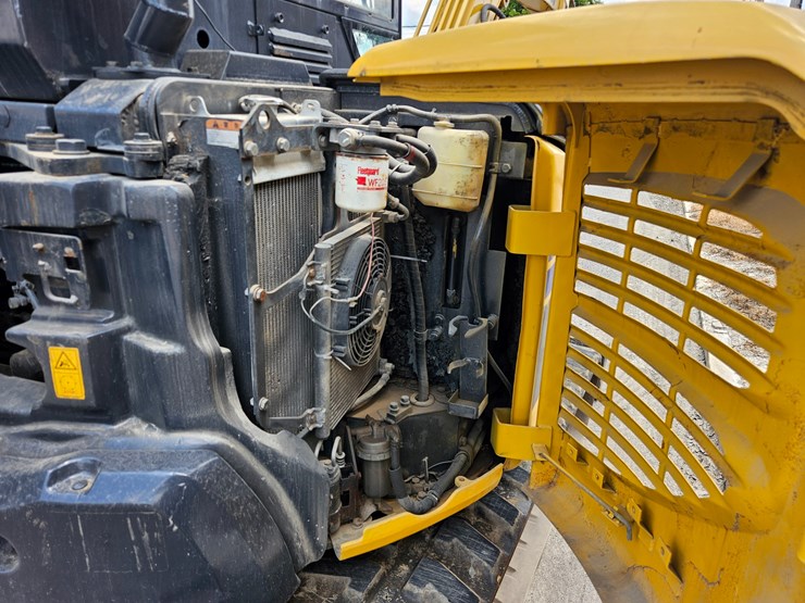 2018-komatsu-pc55mr-image-40