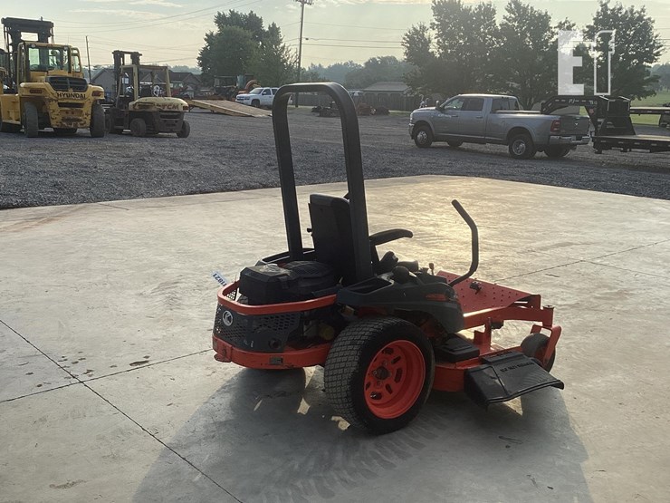 2018-kubota-z121s-image-4