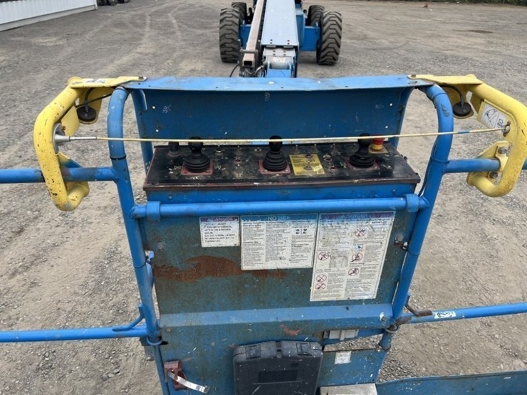 2008-genie-s85-image-10