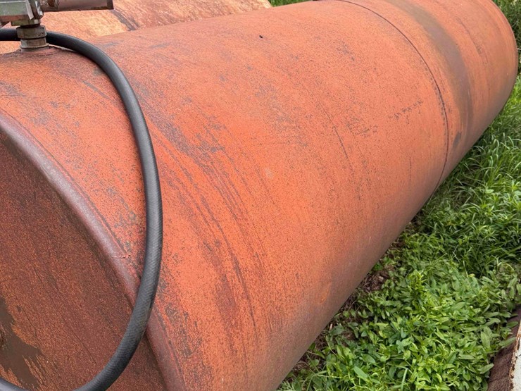 1000-gallon-fuel-barrel-image-4