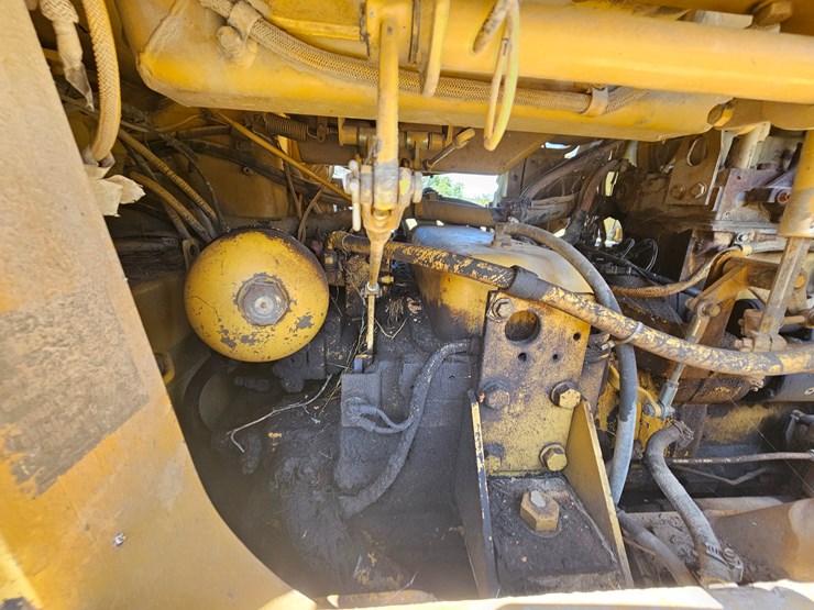 caterpillar-963-image-63