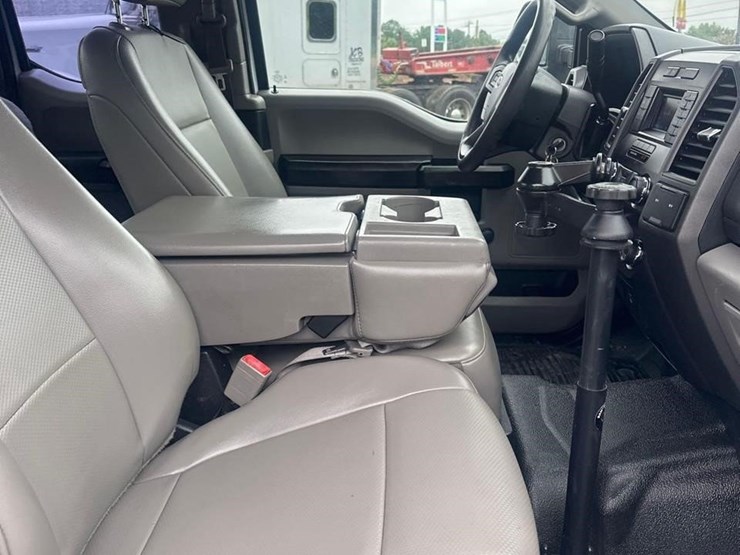 2019-ford-f450-image-21