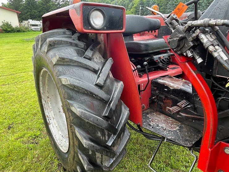 case-ih-3230-image-15