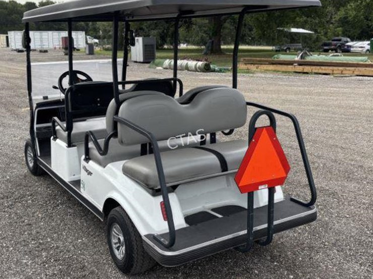 club-car-villager-6-image-4