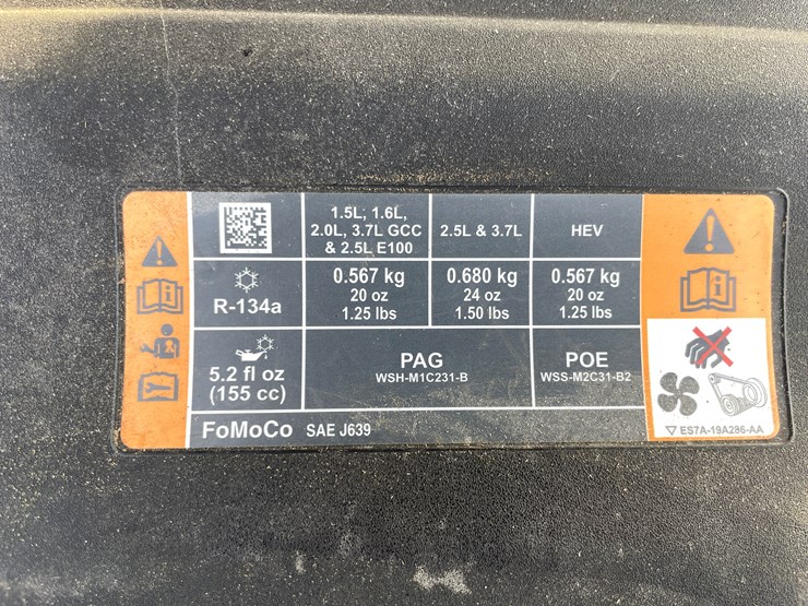 #1043-•-2014-ford-fusion-sedan-(wi-title-in-delay)-image-30