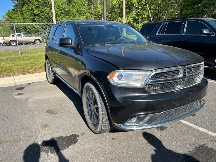 2016-dodge-durango-image-2