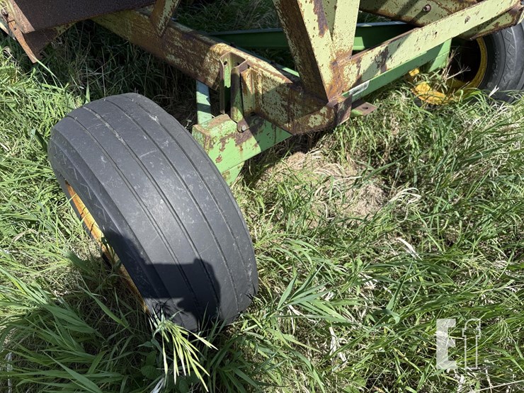 john-deere-605-image-11