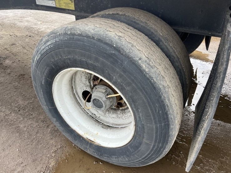 2019-utility-flatbed-image-7