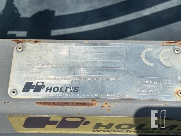 holms-12'-broom-image-13