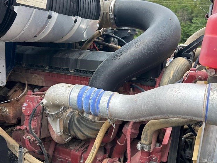 2021-mack-granite-64fr-image-99