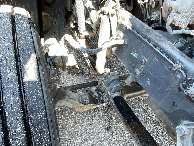2015-peterbilt-579-image-65