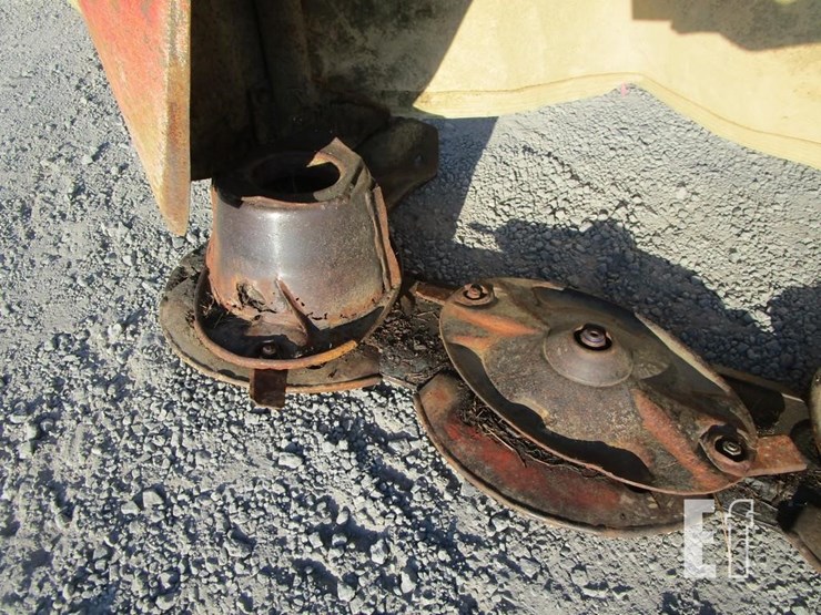 new-holland-462-image-3