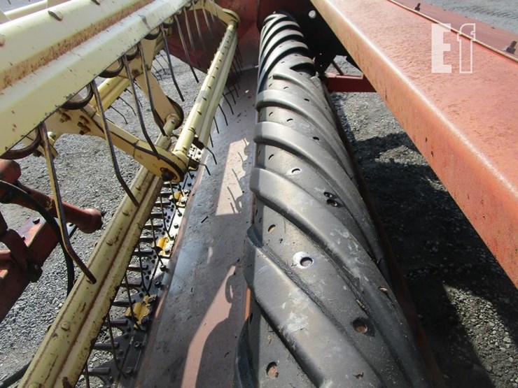 new-holland-495-image-10
