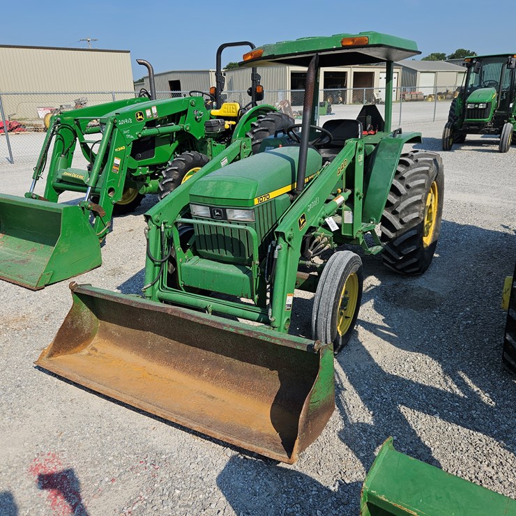 1996 JOHN DEERE 1070
