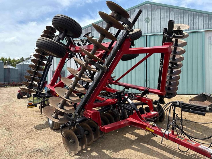 2012-case-ih-340-image-1