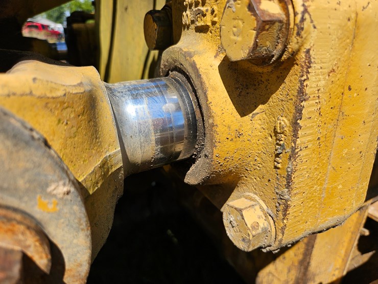 caterpillar-963-image-113