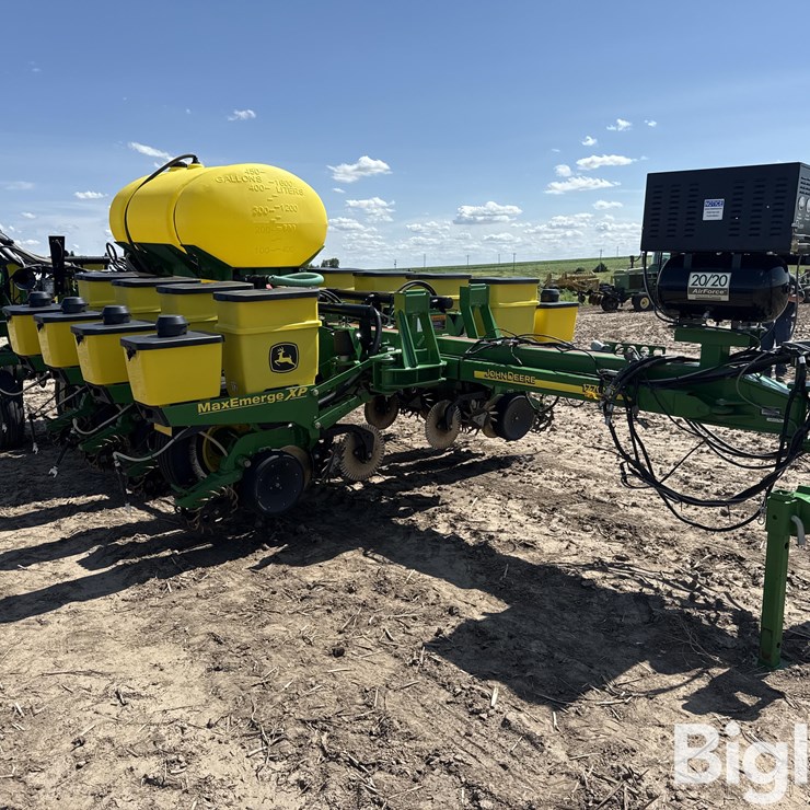2009 JOHN DEERE 1770NT