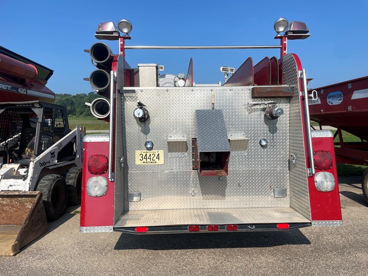 #1017-•-1985-retired-firetruck-(has-wi-title)-image-9
