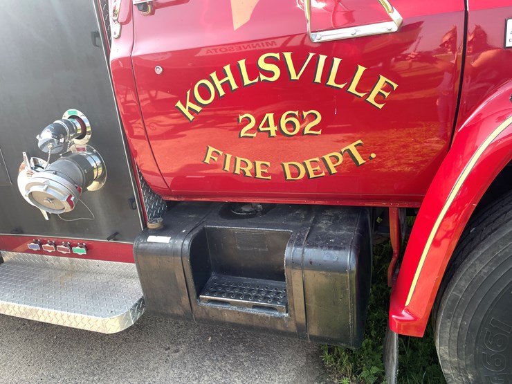 #1017-•-1985-retired-firetruck-(has-wi-title)-image-47