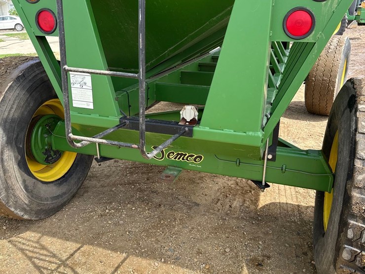 1996-demco-525bu-gravity-wagon-image-13