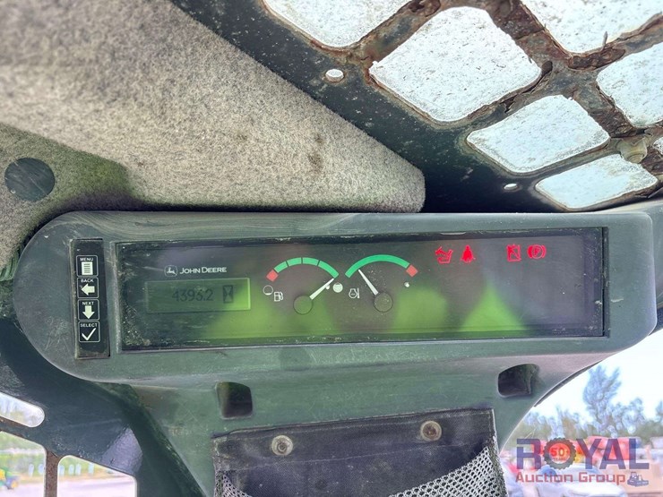 2018-deere-331g-image-18