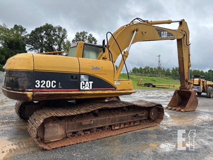 2002-caterpillar-320c-image-4