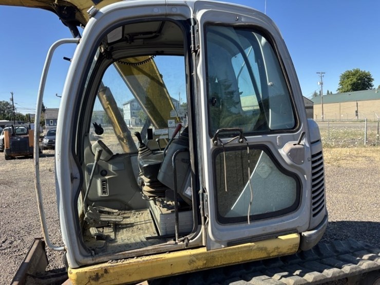 kobelco-sk70sr-1e-image-25