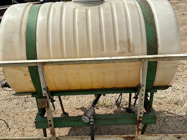 3pt-sprayer-with-booms-image-13