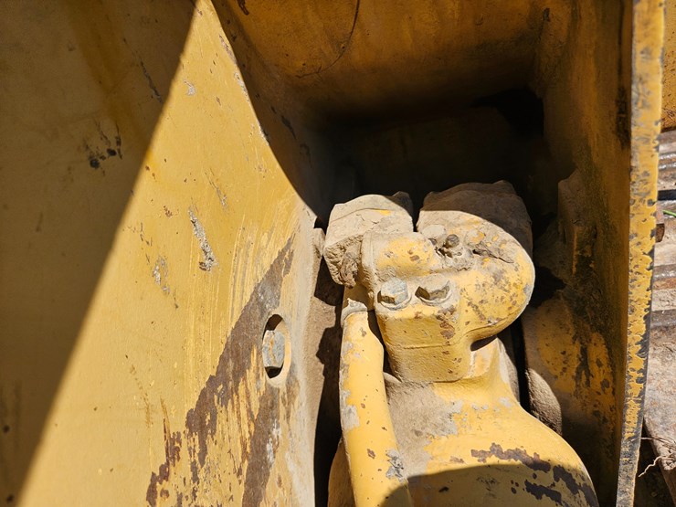 caterpillar-963-image-114