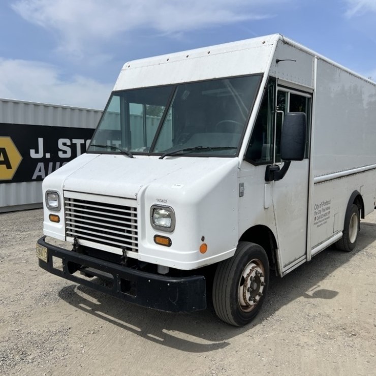 2014 FREIGHTLINER MT45