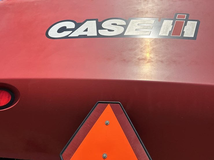 2007-case-ih-7010-image-37