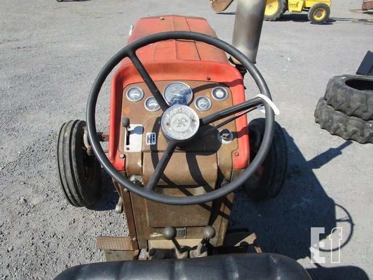 massey-ferguson-165-image-8