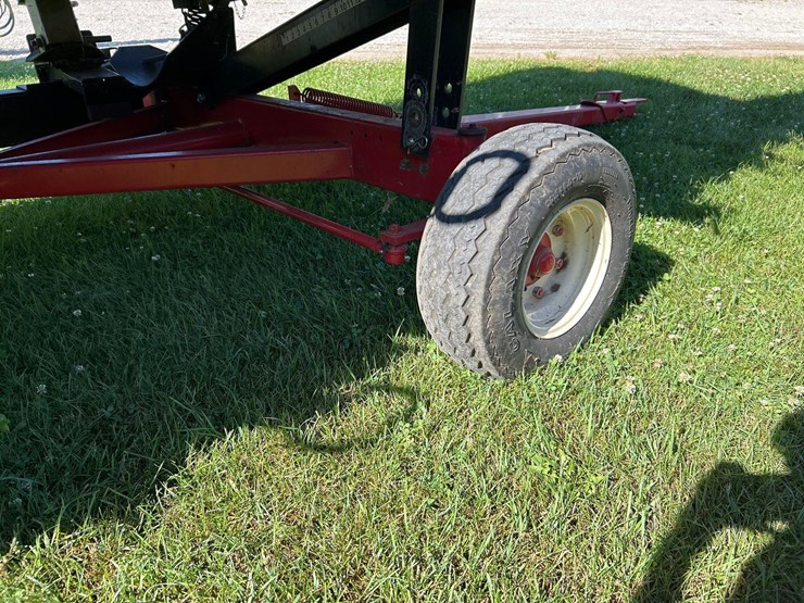 ads-bulk-seed-buggy,-2-pod,-tandem-axle,-15-inch-tires,-folding-seed-auger-image-23