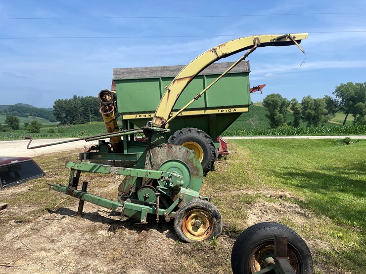 #1067-•-john-deere-16a-chopper-(arcadia,-wi)-image-10
