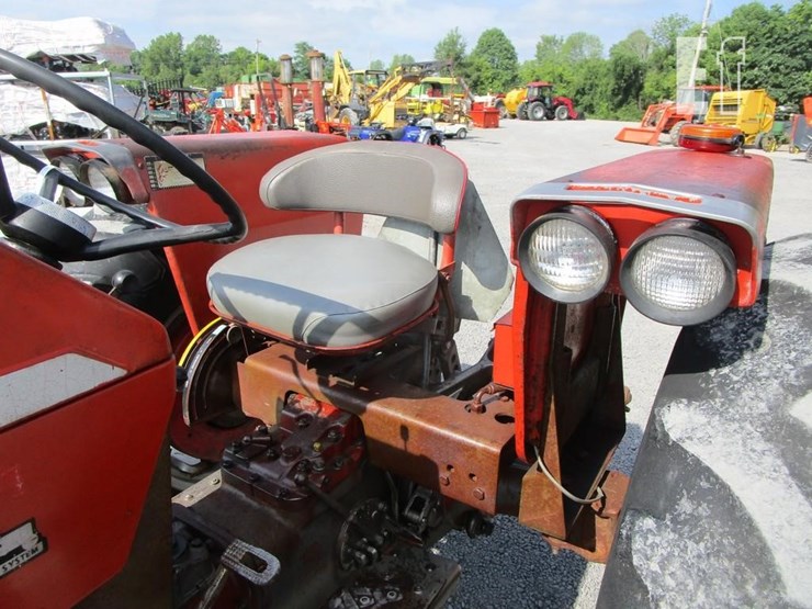 massey-ferguson-175-image-5