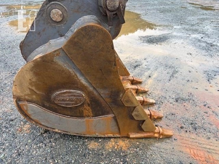 2014-deere-160g-lc-image-27