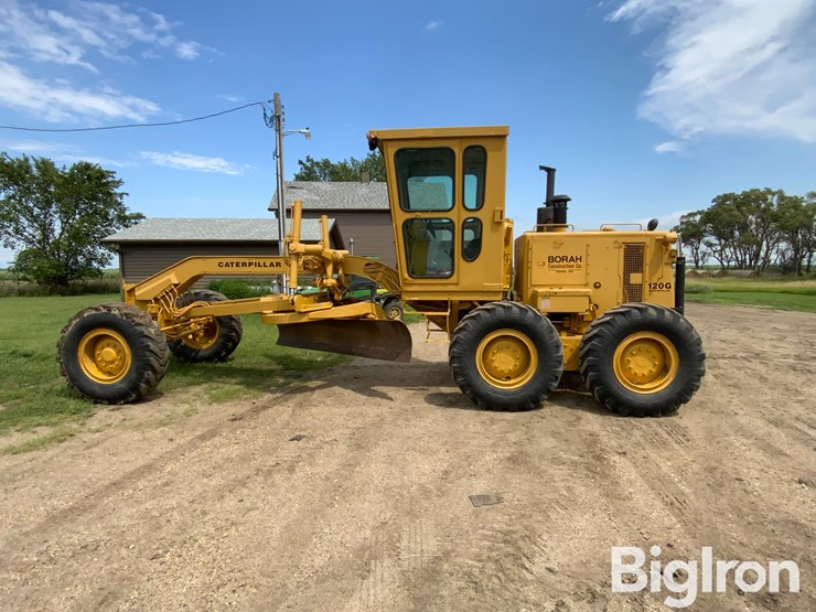 1977-caterpillar-120g-image-8