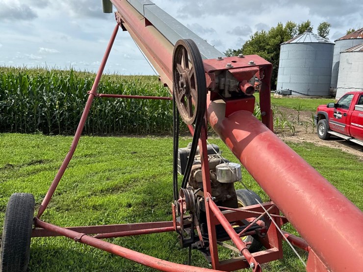 sudenga-8"-x-30ft-truck-auger-image-6