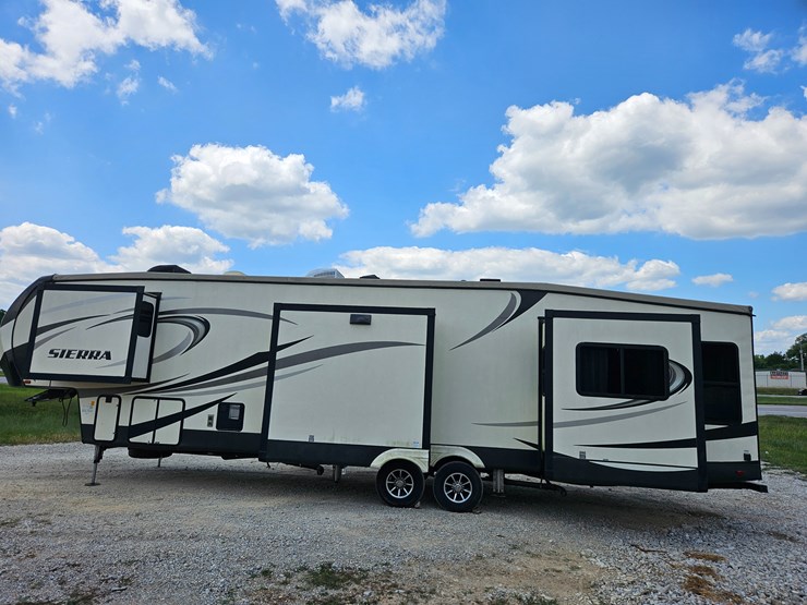 #20735-•-2017-forest-river-sierra-camper-image-138