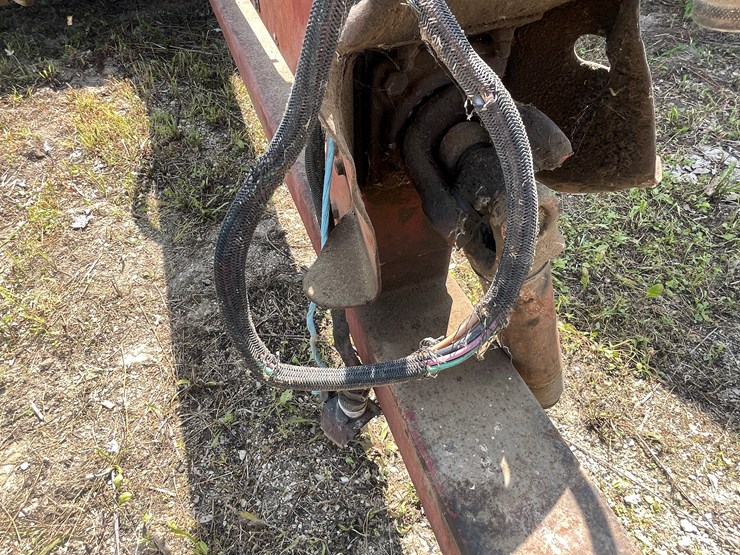 #1066-•-sperry-new-holland-892-chopper-(arcadia,-wi)-image-29