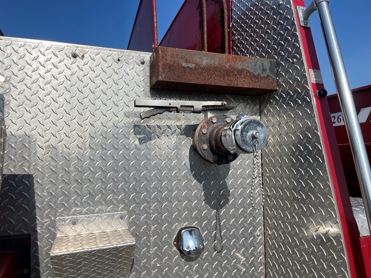 #1017-•-1985-retired-firetruck-(has-wi-title)-image-16