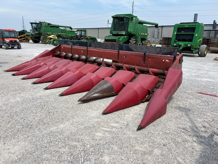 case-ih-1083-image-1