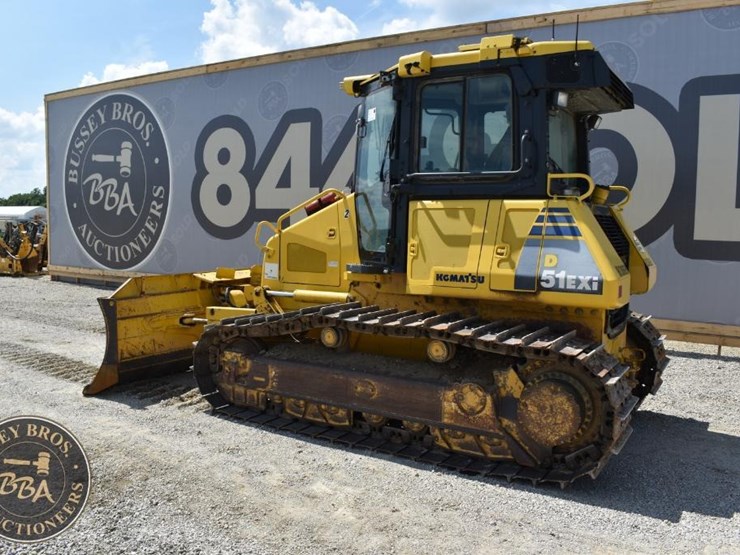 2014-komatsu-d51exi-22-image-7