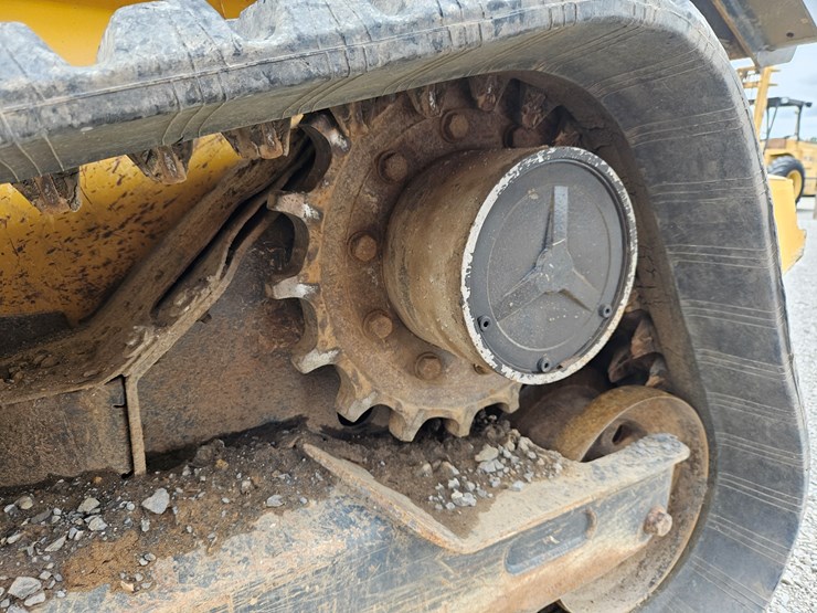 2019-deere-331g-image-20