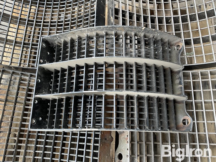 case-ih-small/large-wire-concaves-image-9