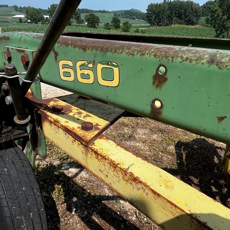 JOHN DEERE 660