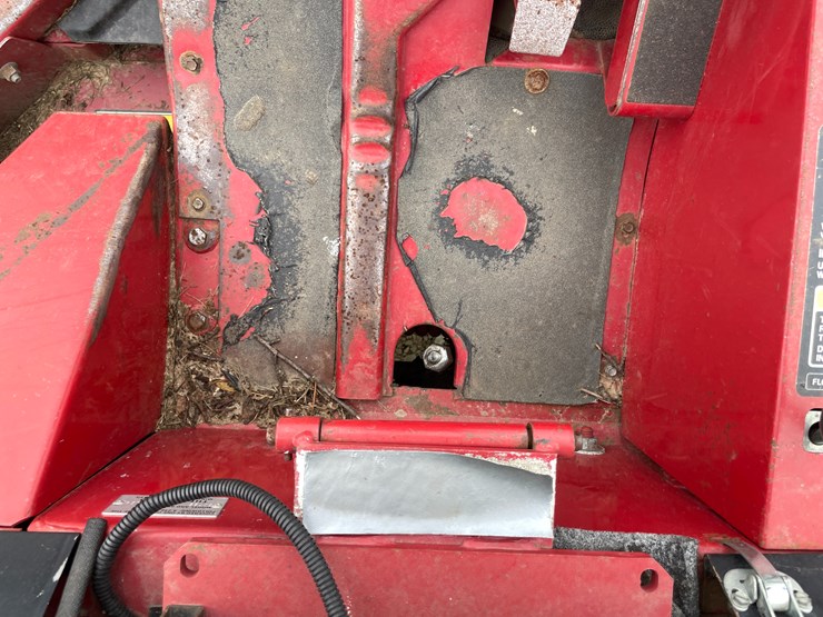 #1075-•-toro-lawn-mower-image-27