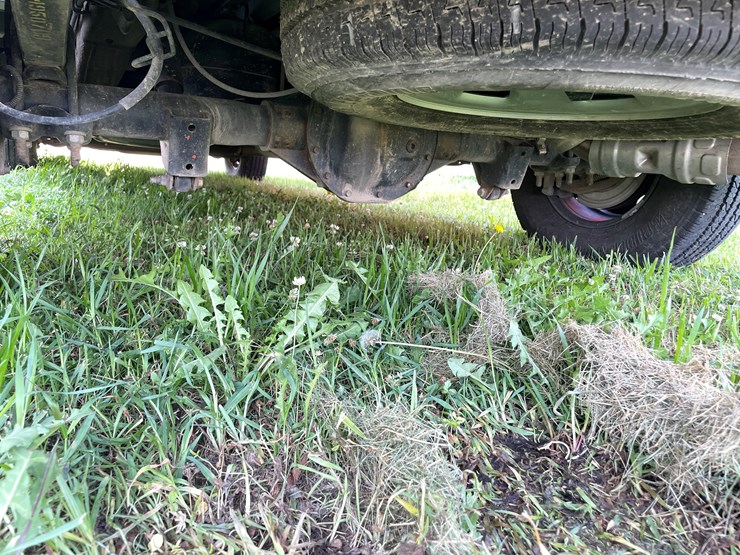 #1033-•-2023-chevy-express-van-(has-wi-salvage-title)-image-80